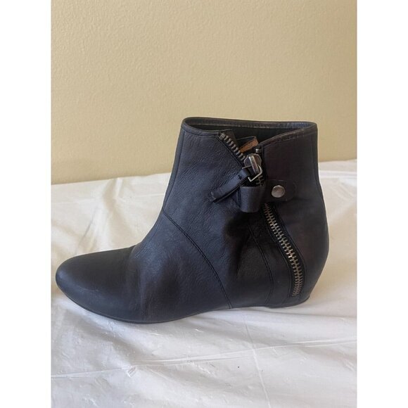 Nine West Vintage Grates Black Ankle Booti  SIZE 9.5 - Picture 8 of 16